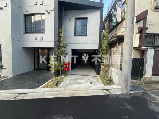 エントランス　建物の内部です