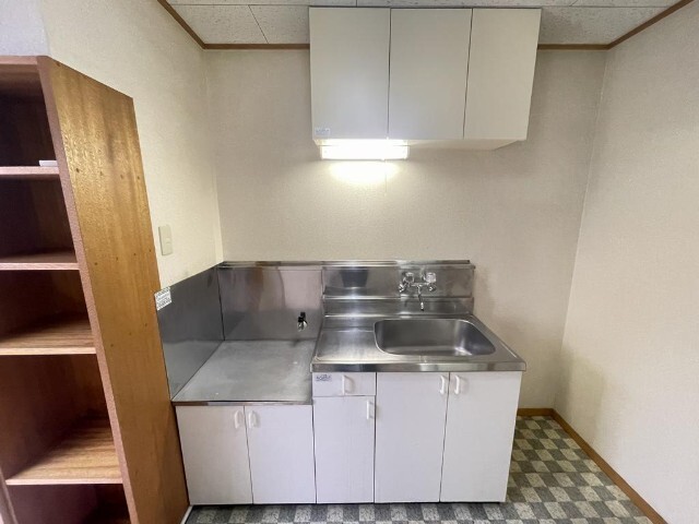 キッチン　同物件別室の写真です