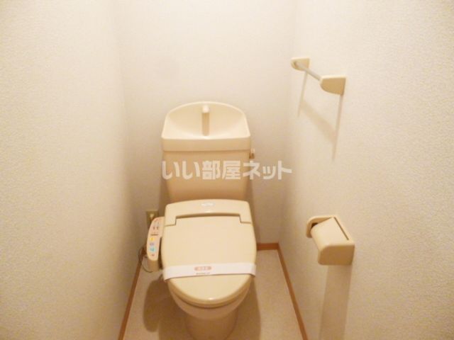 南海本線 七道駅 徒歩10分 2階建 築22年のトイレ写真