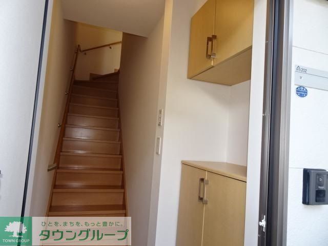 クレシア本郷台の玄関写真