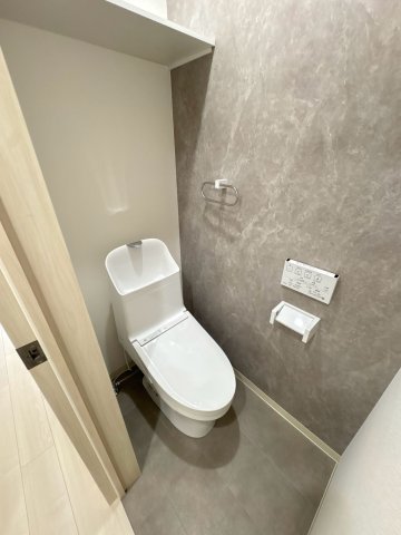 クリエオーレ新堂IIのトイレ写真