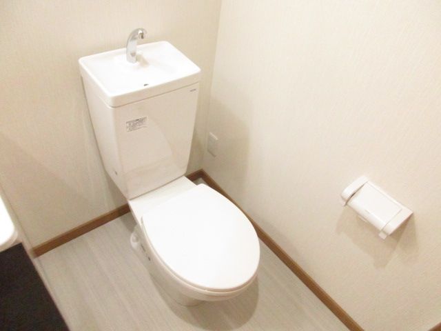 コンフォートシティ西千葉のトイレ写真