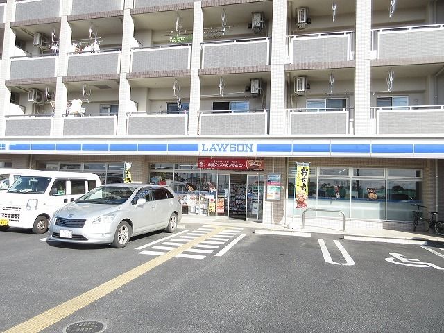 コンビニ　ローソン（コンビニ）まで180m
