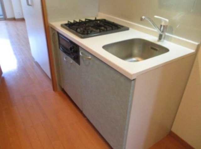 キッチン　※別部屋参考写真