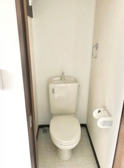 コーポサカエのトイレ写真