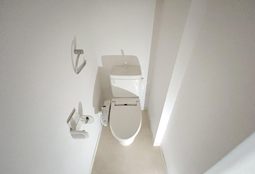 ラグジュアリーアパートメント両国のトイレ写真