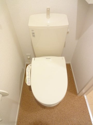 エィチワイティIIのトイレ写真