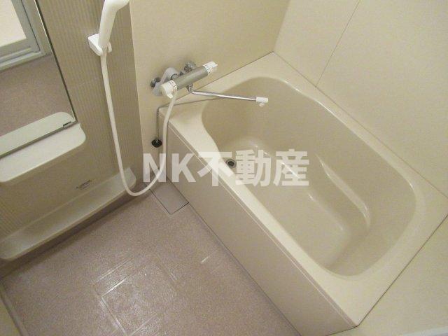 バス・シャワールーム　お風呂で日々の疲れを落としましょう