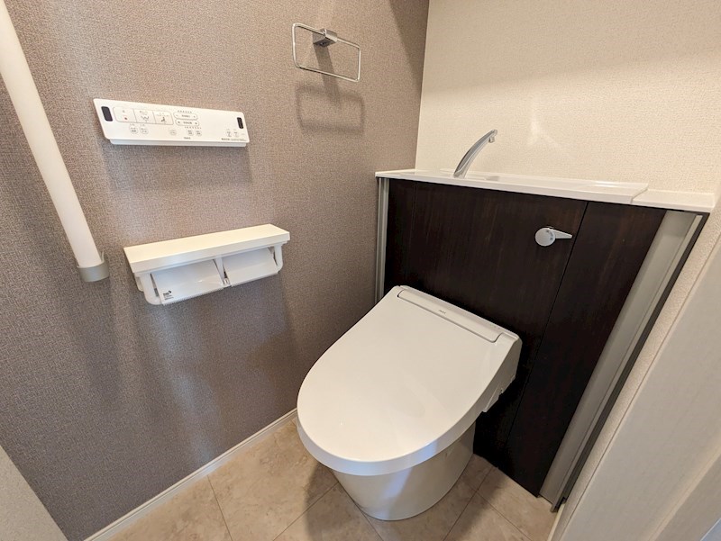 ラ・コリーヌ今福Aのトイレ写真