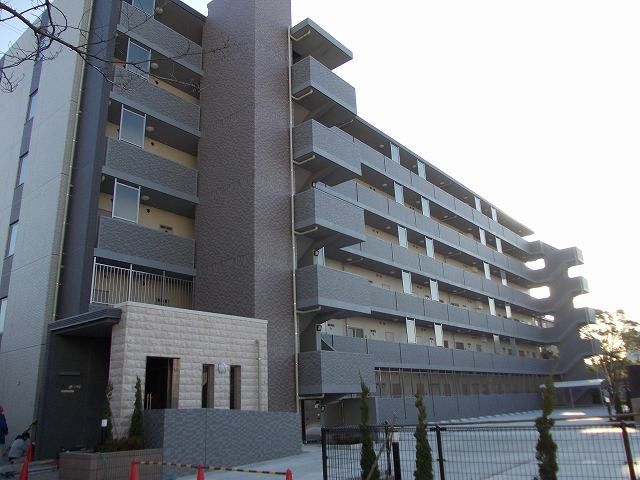 東急東横線 綱島駅 徒歩13分 築13年