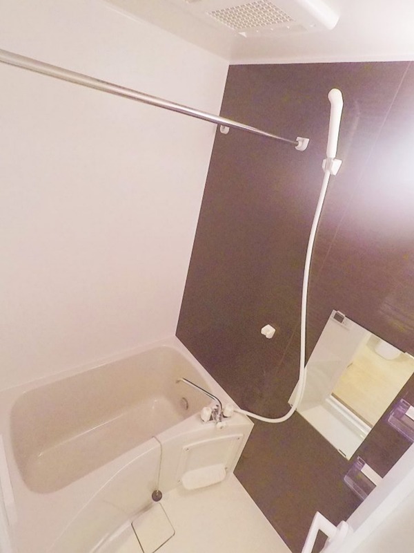 ＪＲ総武線 亀戸駅 徒歩9分 4階建 築9年の風呂写真