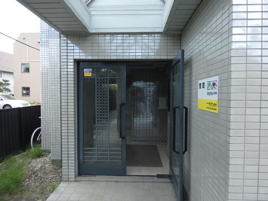 仙台市地下鉄南北線 北仙台駅 徒歩15分 3階建 築37年の外観写真