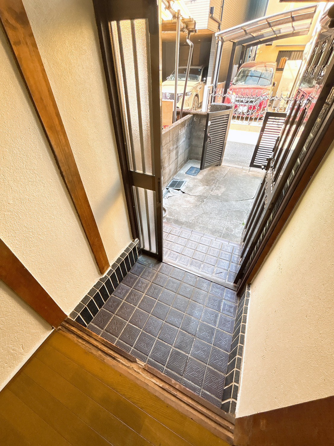 食満3丁目戸建の玄関写真
