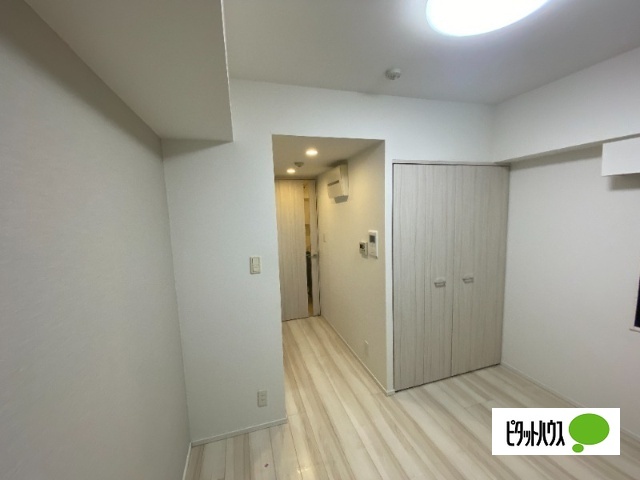 その他部屋・スペース　洋室６．８帖！