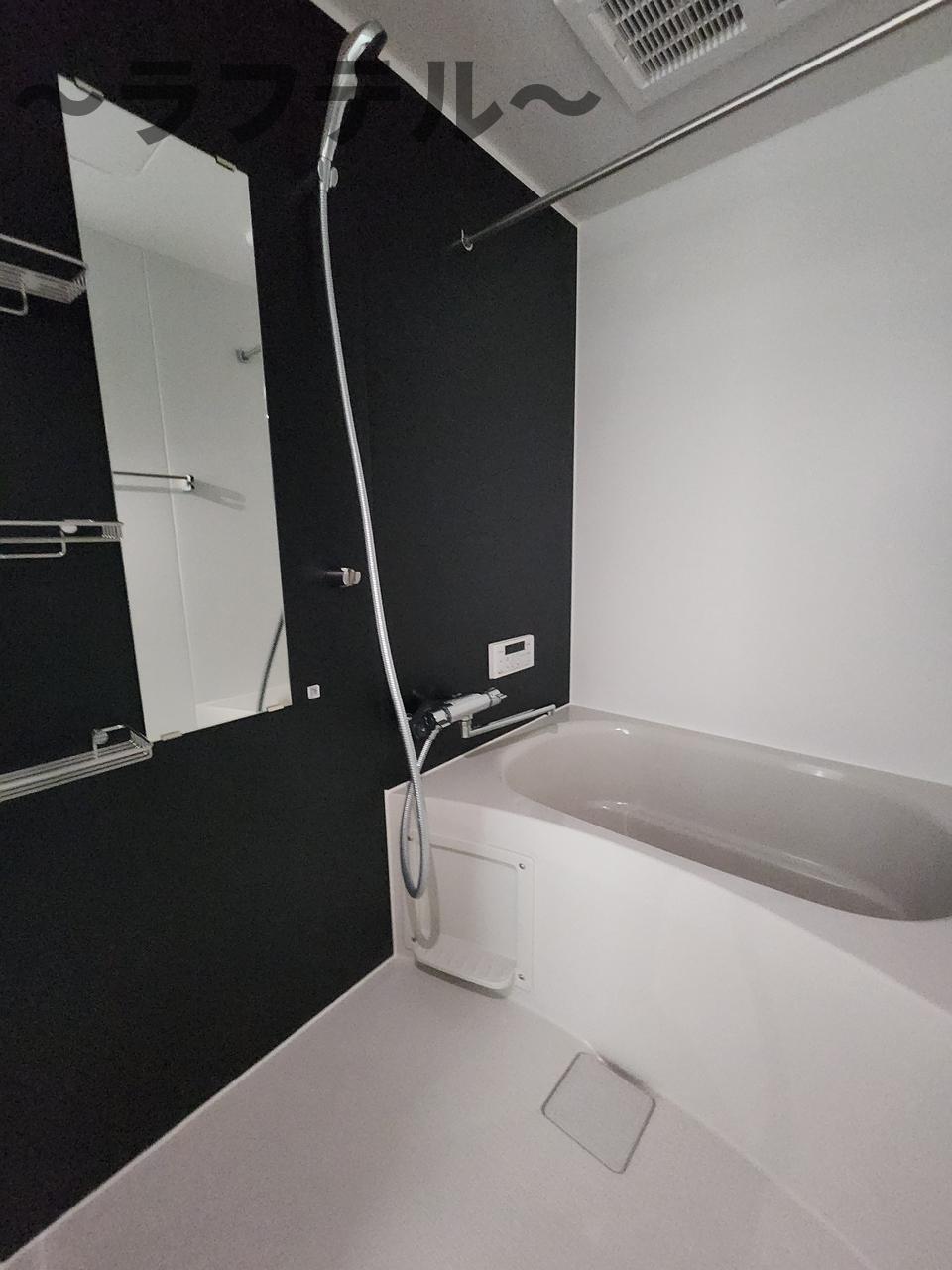 バス・シャワールーム　同メーカー施工　別部屋イメージ写真