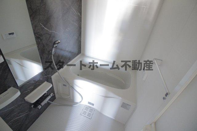 バス・シャワールーム　きれいなお風呂です