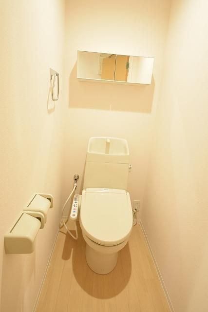 トイレ　★ウォッシュレット付のトイレです★