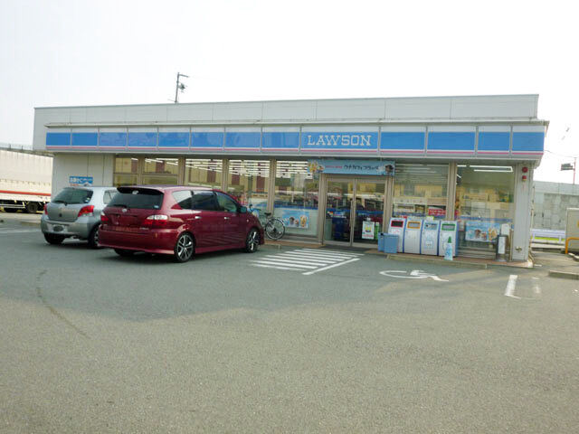 コンビニ　ローソン松阪小野江店（コンビニ）まで569m