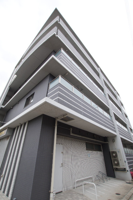 ＪＲ東海道本線 尼崎駅 徒歩10分 築14年