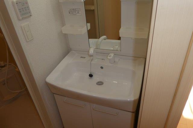 洗面設備　シャンプードレッサー