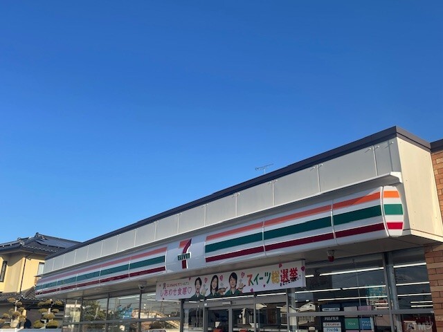 コンビニ　セブンイレブン（コンビニ）まで350m