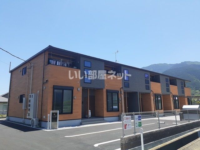 愛媛県四国中央市土居町土居（アパート）の賃貸物件の外観
