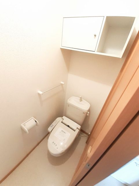 【グレイスフル幸愛　Ａのトイレ】
