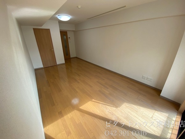 居室・リビング　■ライティングレール