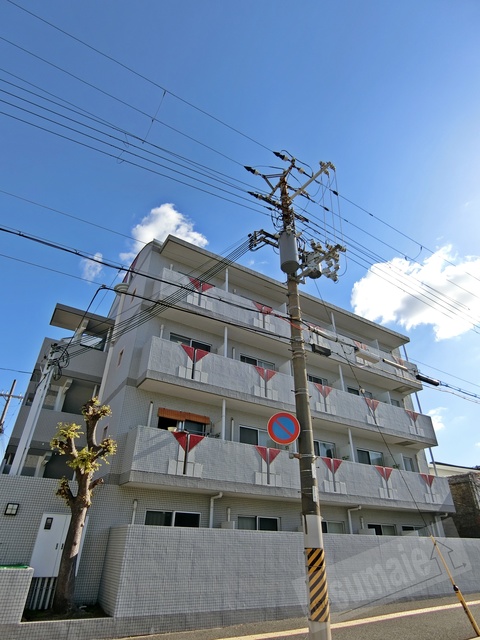 シャルマンフジ湊北町弐番館の建物外観