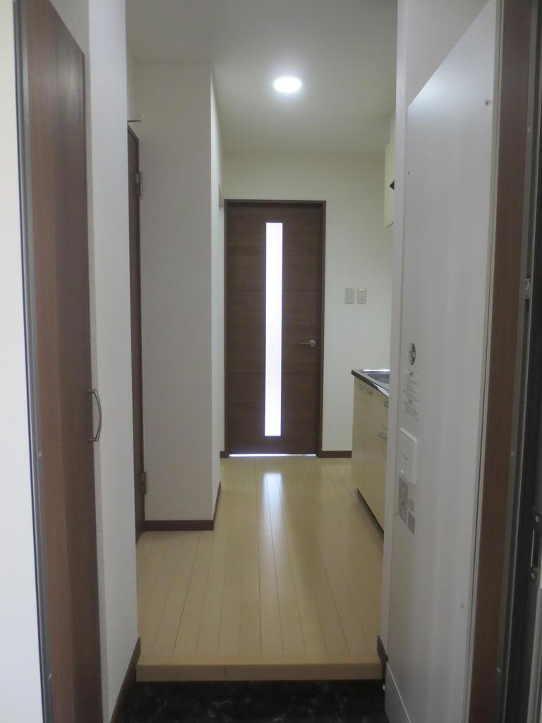 玄関　令和８年３月新築！ネット無料、エコキュート設置、独立洗面台付