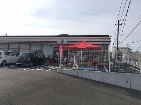 コンビニ　セブン-イレブン 木更津文京１丁目店（コンビニ）まで400m