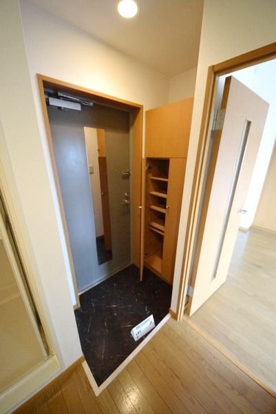 玄関　★広々使える玄関です★