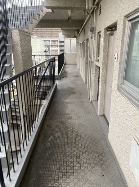 その他共有部分　共用部の廊下です
