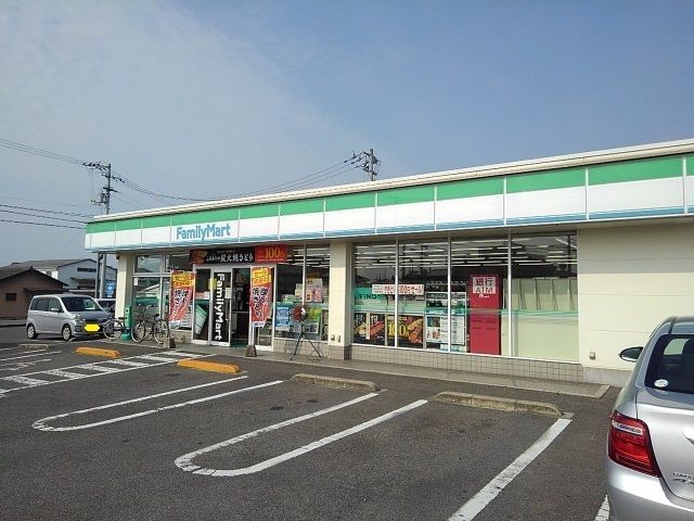 コンビニ　ファミリーマート丸亀今津店（コンビニ）まで500m