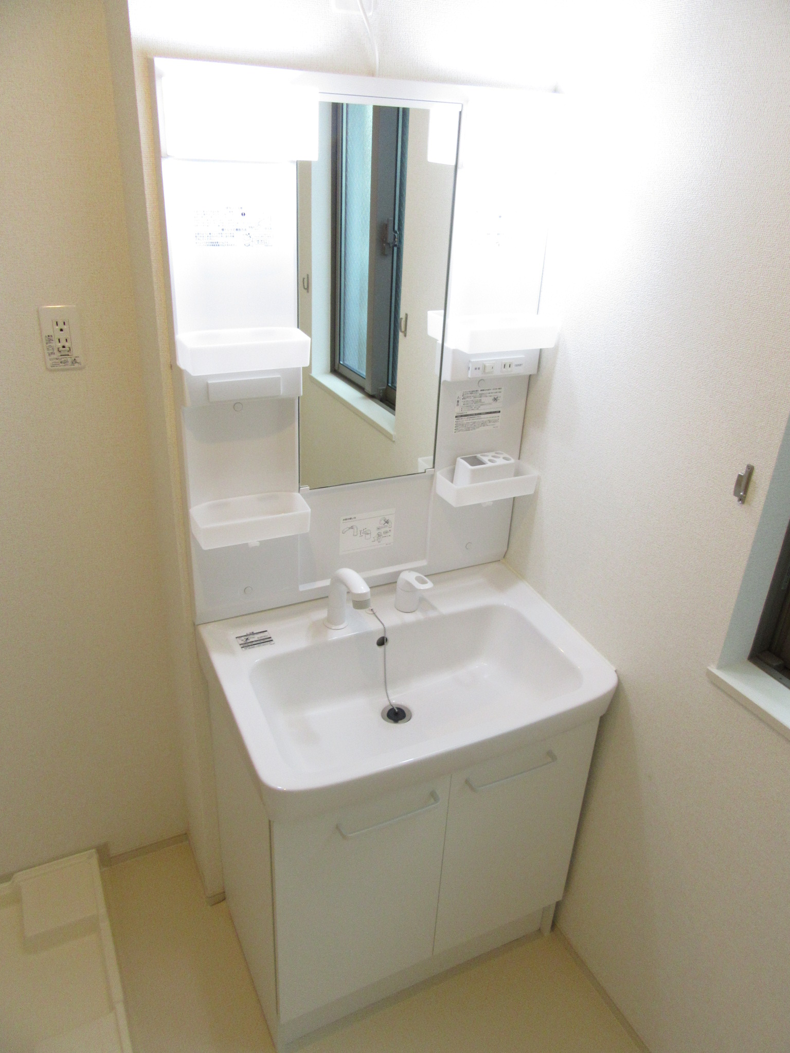 洗面設備　独立洗面台