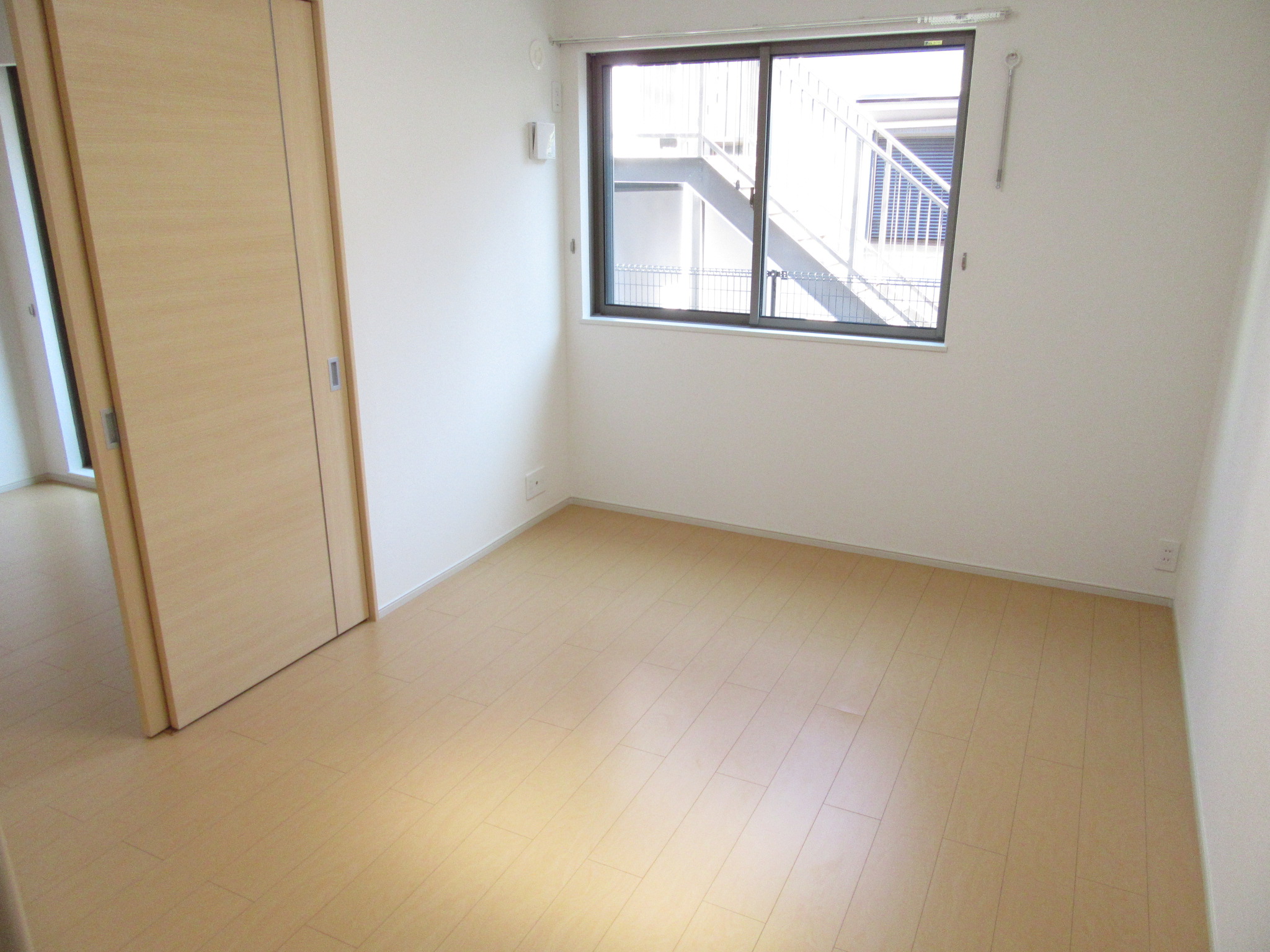 その他部屋・スペース　洋室8.3帖