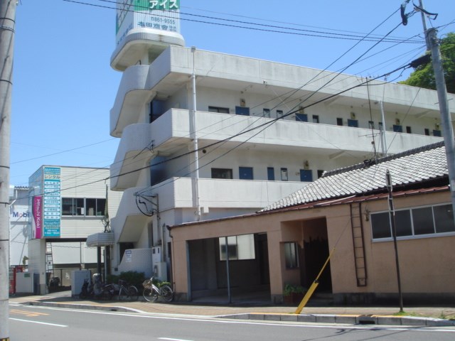 本田ビルの建物外観