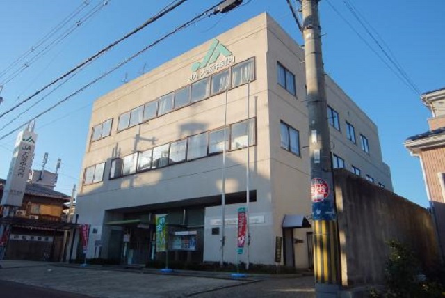 銀行　JA大阪中河内堅下支店（銀行）まで849m