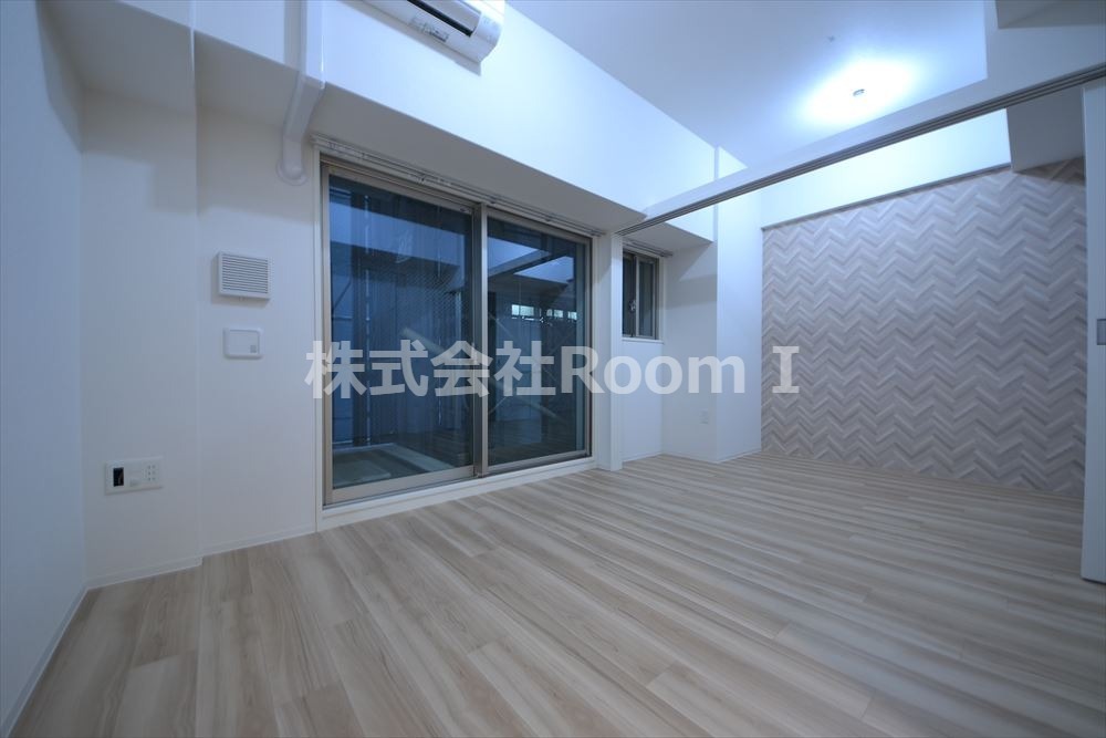 居室・リビング　ゆったり過ごせる居間です