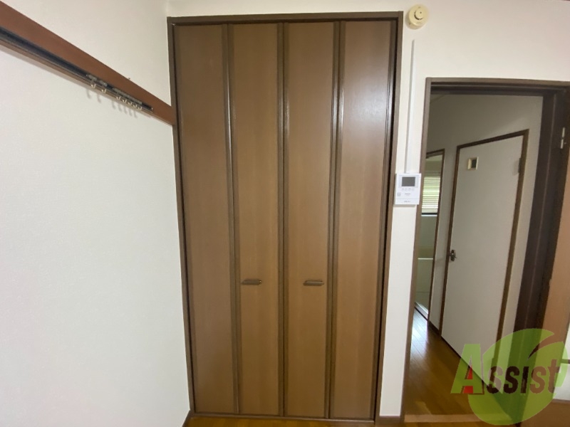 収納　収納スペースがあるのでお部屋を広く使えます。