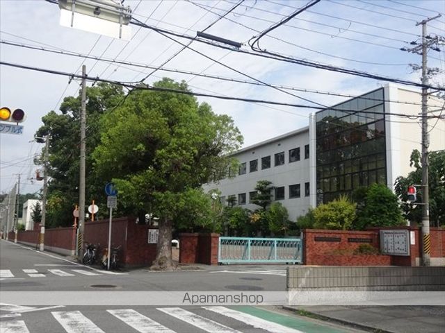 中学校　桐蔭中学校（中学校）まで463m