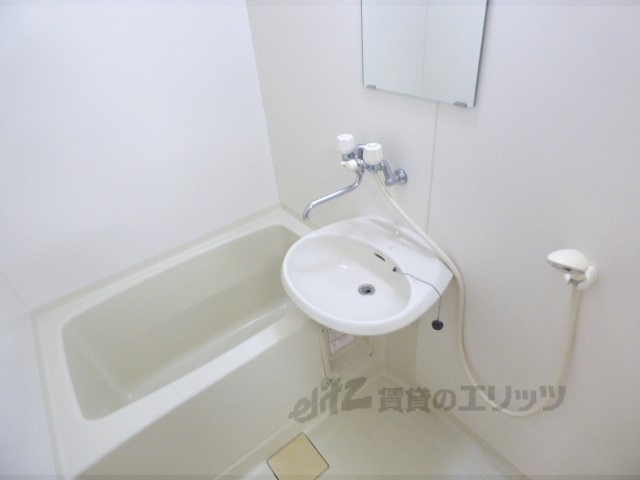 バス・シャワールーム　ユニットバス