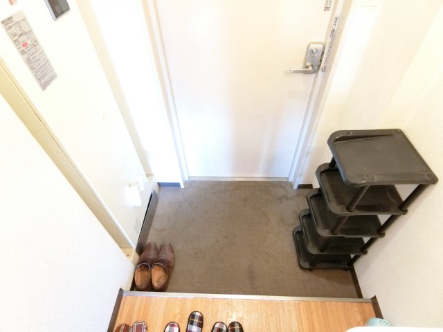 玄関　モデルルーム