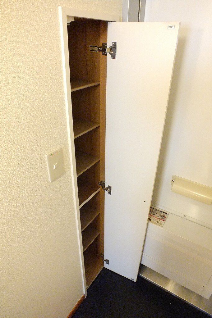 玄関　下駄箱