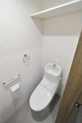 【アート長瀬Aのトイレ】