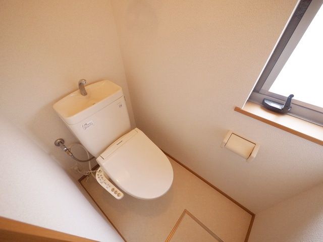 【ヘーベルメゾンファミールのトイレ】