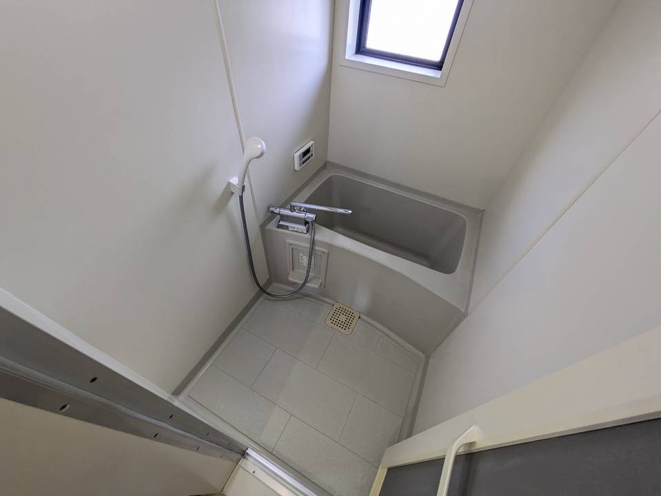 バス・シャワールーム　浴室