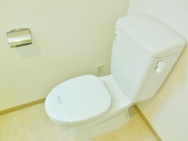 【メイプルHOUSE参番館のトイレ】