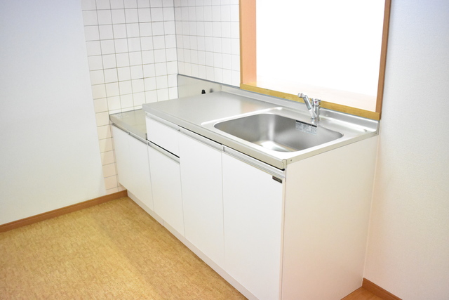 キッチン　※同タイプ別室参照写真※現状優先