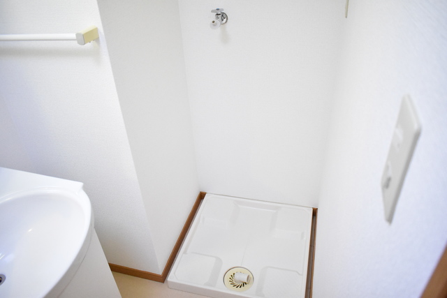 洗面設備　※同タイプ別室参照写真※現状優先